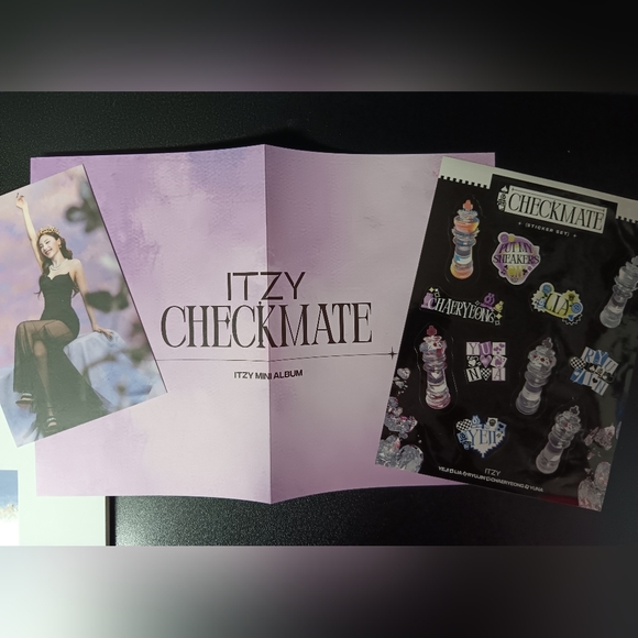 ITZY Checkmate - Mini Album - Picture 3 of 11